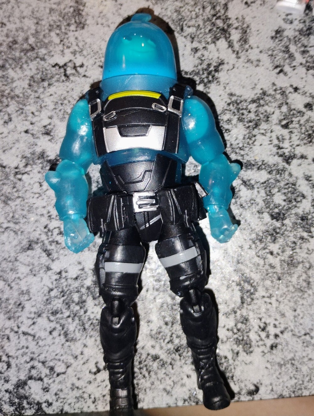 Hasbro Fortnite Victory Royale Series Rippley Collectible Action Figure Fish